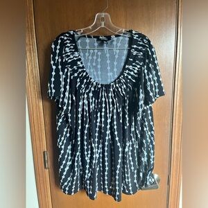 Style & co  Black and White Beaded Pattern Blouse